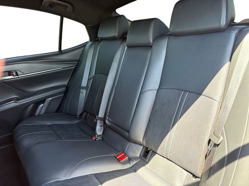 Used 2025 Toyota Camry XSE FWD image 16