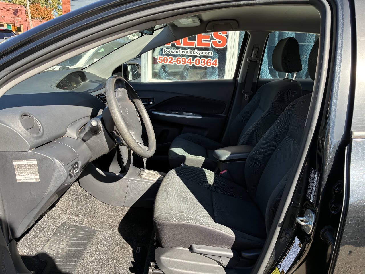 Used 2009 Toyota Yaris Sedan FWD image 12