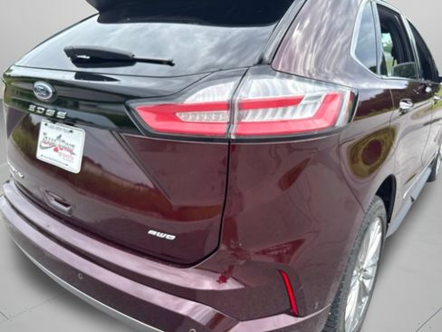 Used 2021 Ford Edge Titanium w/ Equipment Group 301A AWD/4WD image 40
