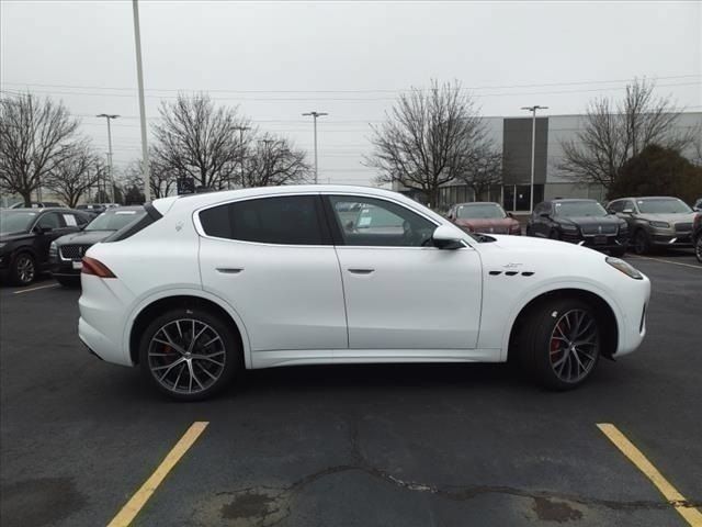 Used 2023 Maserati Grecale Modena AWD/4WD image 2