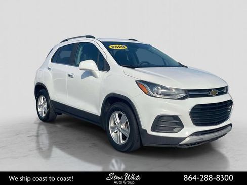 Used 2020 Chevrolet Trax LT w/ LT Convenience Package FWD image 1