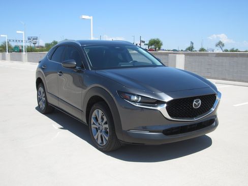 Used 2025 MAZDA CX-30 AWD 2.5 S w/ Preferred Package image 2