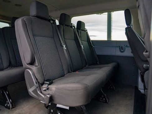 Used 2019 Ford Transit 150 XLT image 21