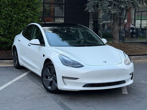 Used 2021 Tesla Model 3 Standard Range Plus RWD image 7
