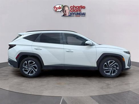 New 2025 Hyundai Tucson Limited image 5