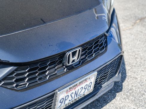 Used 2025 Honda Civic Sport image 3