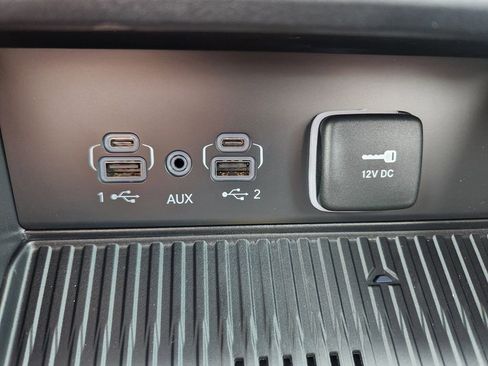 New 2026 Jeep Grand Cherokee Altitude AWD/4WD image 22