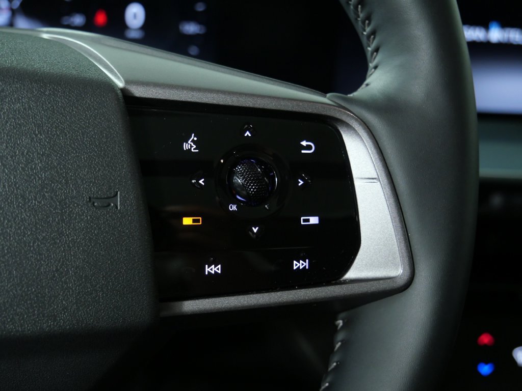 Used 2025 Nissan Murano SL w/ Cargo Package AWD/4WD image 25