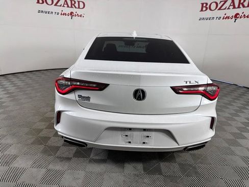 Used 2022 Acura TLX FWD image 7