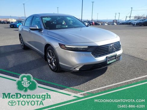 Used 2023 Honda Accord EX image 5