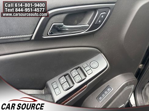 Used 2015 GMC Yukon XL SLT image 17