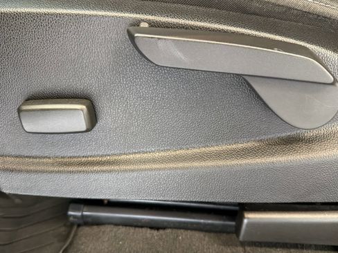 Used 2021 GMC Canyon Elevation image 15