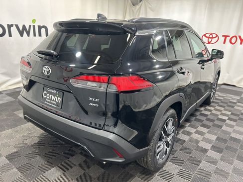 Used 2026 Toyota Corolla Cross XLE w/ Convenience Package image 7