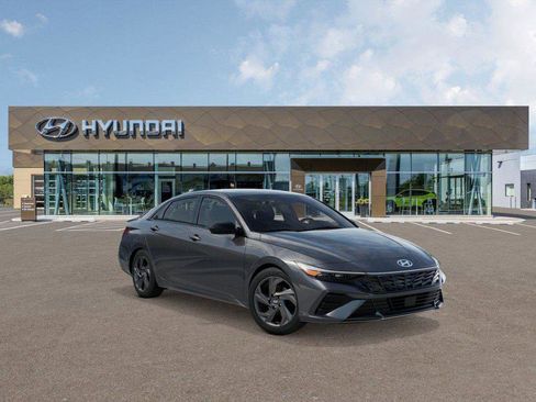New 2026 Hyundai Elantra Sport image 2