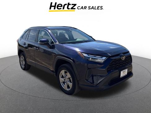 Used 2024 Toyota RAV4 XLE w/ Convenience Package FWD image 1