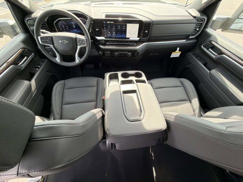 New 2026 Chevrolet Silverado 2500 LT w/ Trail Boss Package image 2