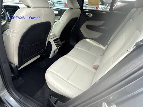 Used 2019 Volvo XC40 T5 Momentum AWD/4WD image 15