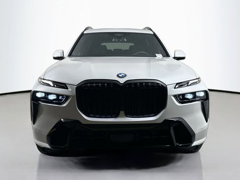 New 2026 BMW X7 xDrive40i w/ M Sport Package image 2