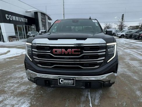 Used 2022 GMC Sierra 1500 SLT w/ SLT Premium Plus Package image 3
