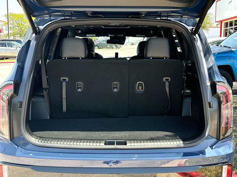Used 2025 Kia Telluride EX X-Line AWD/4WD image 28