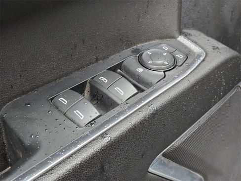 Used 2023 Chevrolet Silverado 1500 LT image 14