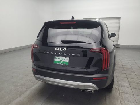 Used 2022 Kia Telluride EX w/ EX Premium Package FWD image 7