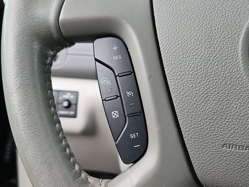 Used 2015 Buick Enclave Premium w/ Experience Buick Package image 25