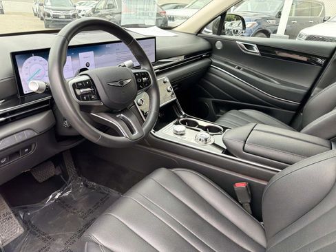 Used 2025 Genesis GV80 2.5T Standard AWD/4WD image 12