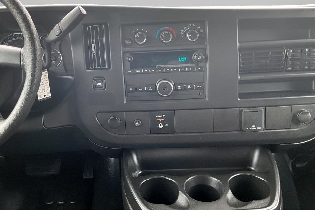 Used 2025 Chevrolet Express 2500 w/ Driver Convenience Package RWD image 6