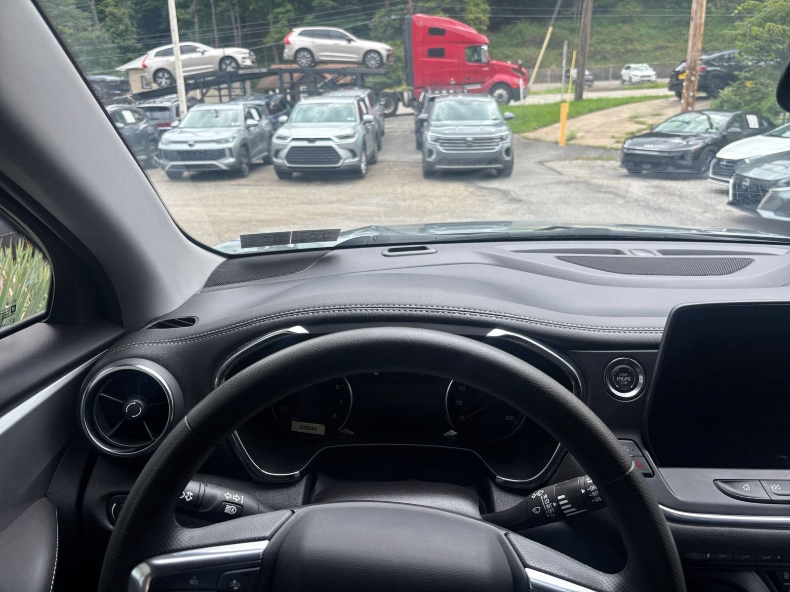 Used 2026 Chevrolet Blazer LT FWD image 34