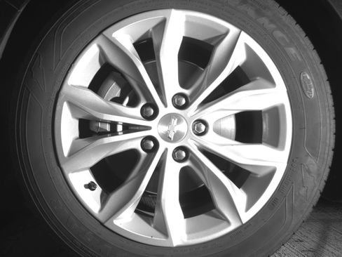 Used 2024 Chevrolet Malibu LT image 12