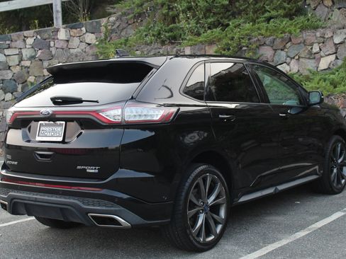 Used 2017 Ford Edge Sport w/ Equipment Group 401A AWD/4WD image 9