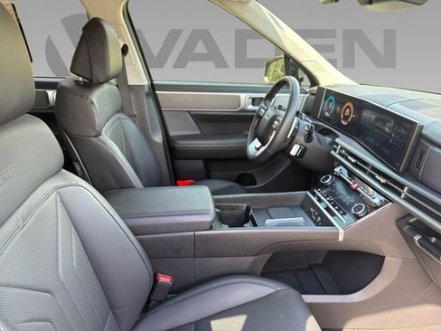 Certified 2025 Hyundai Santa Fe XRT AWD/4WD image 9