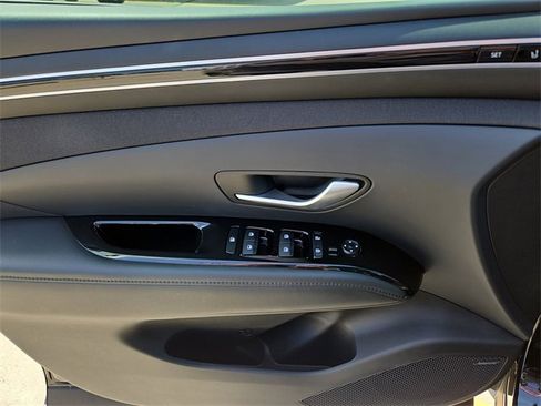 Used 2024 Hyundai Tucson Limited image 14