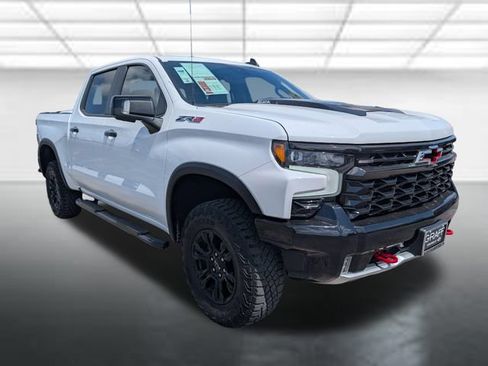 Used 2023 Chevrolet Silverado 1500 ZR2 w/ Technology Package AWD/4WD image 1