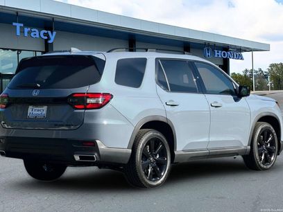 New 2025 Honda Pilot Black Edition