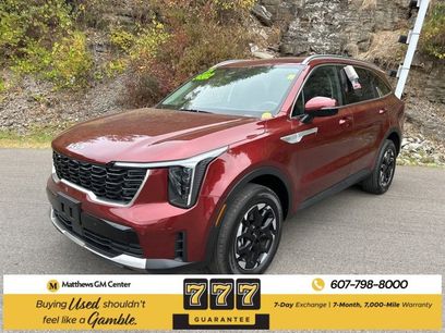 Used 2025 Kia Sorento S