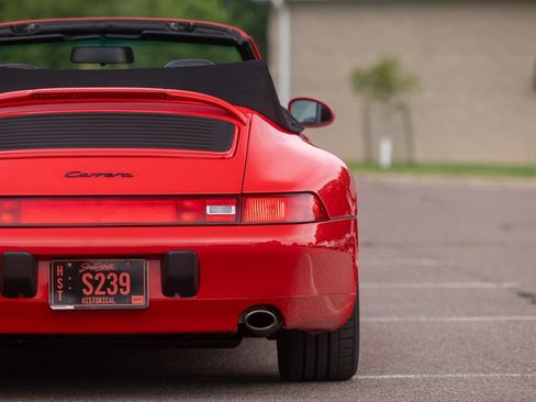 Used 1995 Porsche 911 Carrera RWD image 58