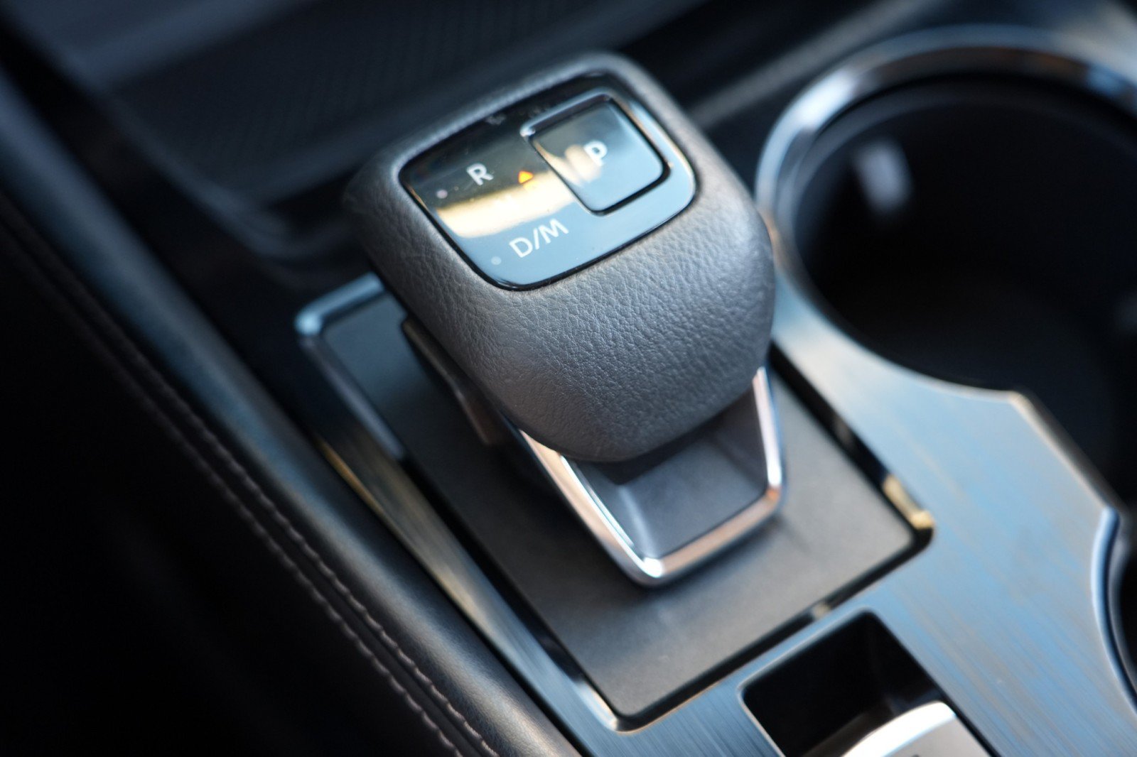 Used 2023 Nissan Rogue SL w/ SL Premium Package FWD image 29