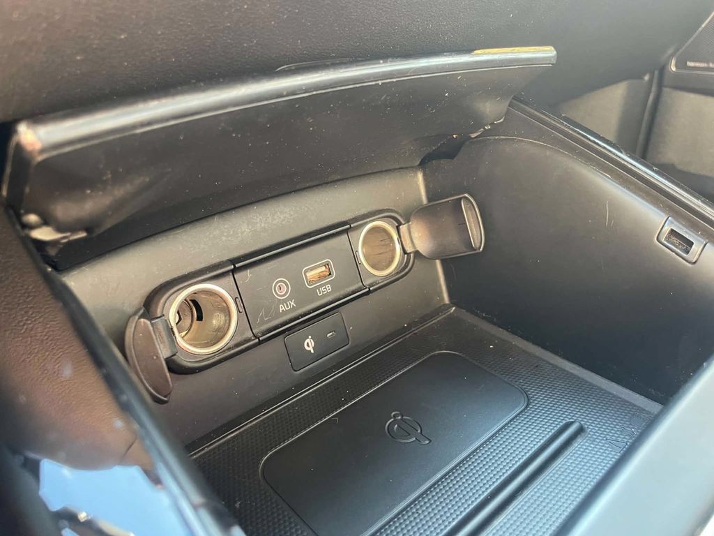 Used 2020 Kia Sorento SX FWD image 21