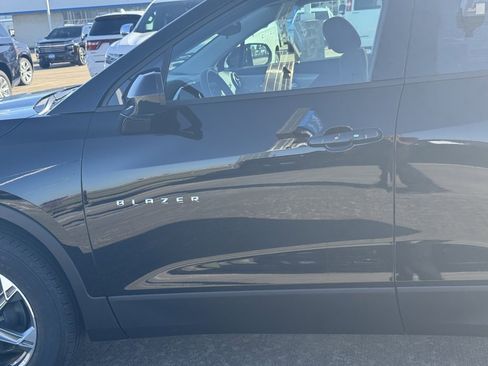 New 2026 Chevrolet Blazer LT image 18
