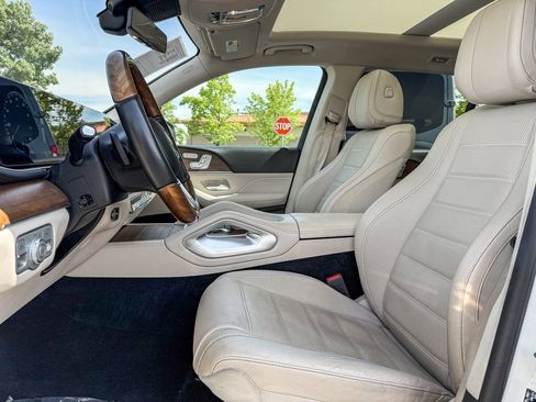 Certified 2022 Mercedes-Benz GLS 450 4MATIC image 17