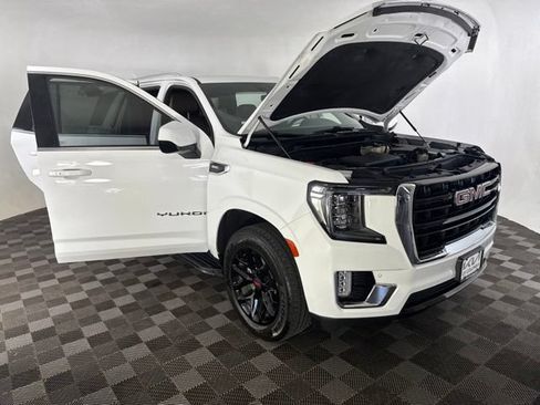 Used 2022 GMC Yukon SLE w/ Gmc Pro Safety Plus Package AWD/4WD image 14