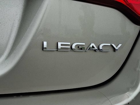 Used 2018 Subaru Legacy 2.5i Limited w/ Popular Package #2A AWD/4WD image 10