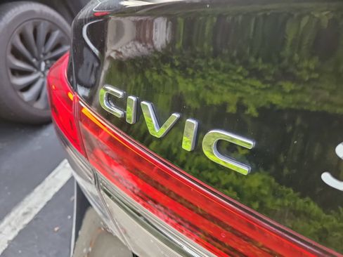 Used 2023 Honda Civic Sport image 15