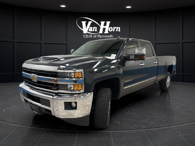 Used 2018 Chevrolet Silverado 3500 LTZ w/ Duramax Plus Package AWD/4WD image 3