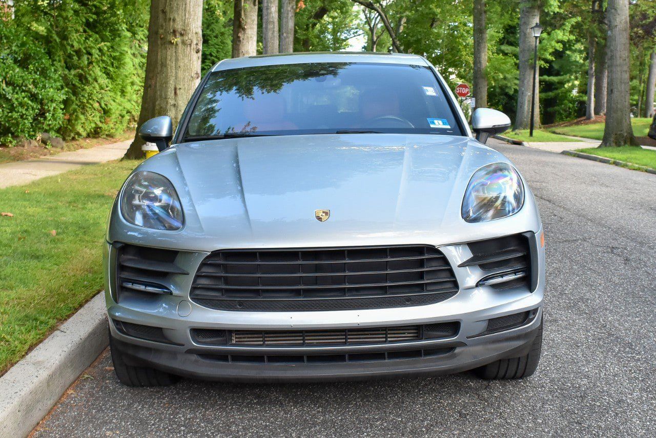 Used 2020 Porsche Macan AWD/4WD image 10