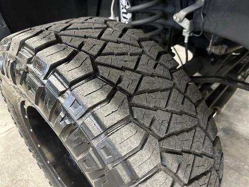 Used 2013 Ford F350 Lariat AWD/4WD image 12