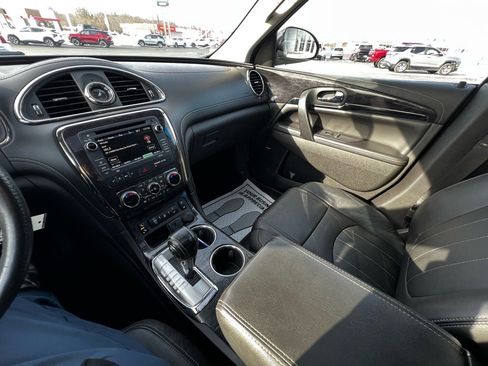 Used 2017 Buick Enclave Leather image 21