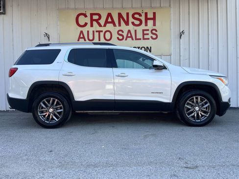 Used 2019 GMC Acadia SLT image 2